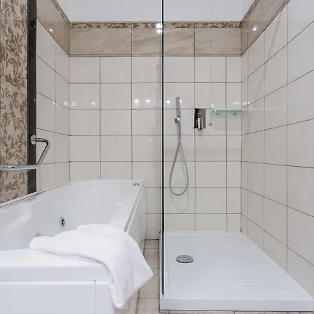Durini 4* Milán