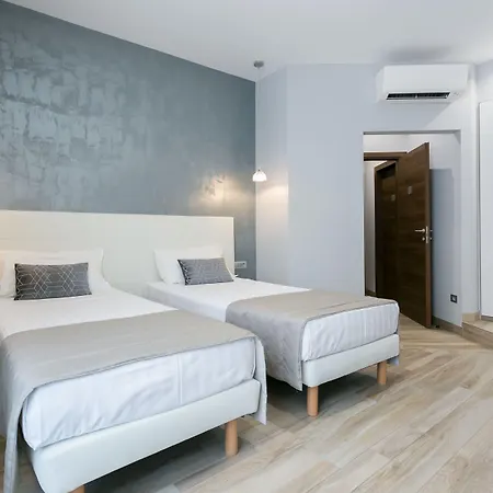 Durini 4* Mediolan