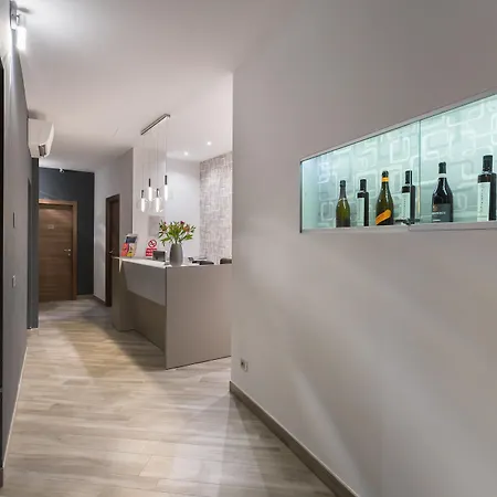 Hotel apartamentowy Durini 4*