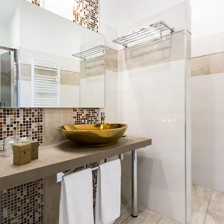 Durini Aparthotel 2*