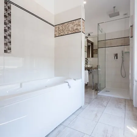 Aparthotel Durini Milan